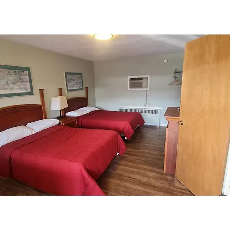 Werry'S Cottages Motel & Pub By Oyo East Stroudsburg Poconos Exterior photo